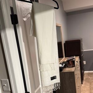 pashmina White Scarf with Black Label